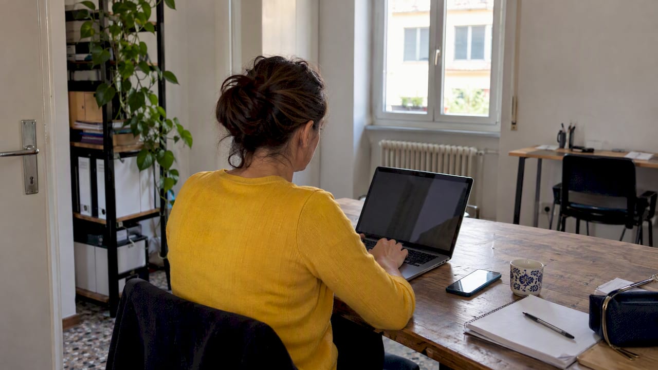 Gestire più immobili da remoto: strumenti e workflow operativi